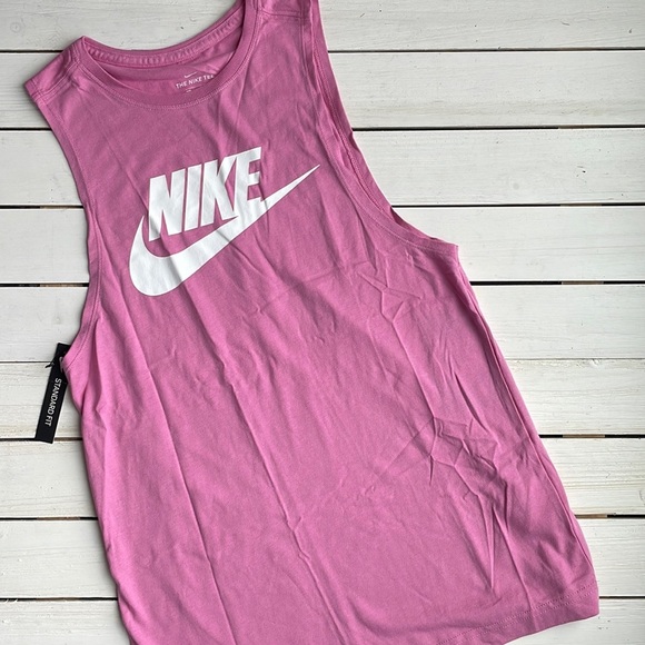 NWT Nike Sleeveless Workout Tank Pink size XS - Picture 1 of 8